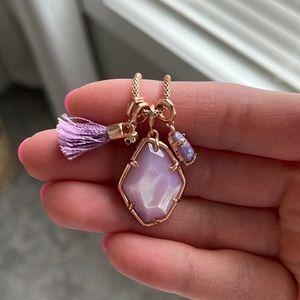 Kendra Scott pendant necklace